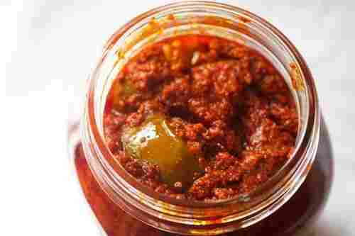 Rich In Antioxidants Spicy And Tasty Salt Tangy Flavors Chemical Free Mango Pickle 