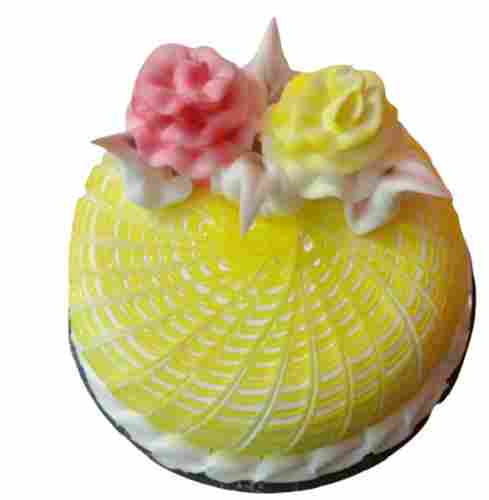 Round Sweet And Delicious Taste Eggless Creamy Flower Vanilla Cake