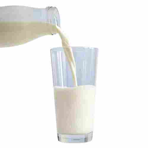 Rich In Nutrients High Protein Natural Flavor Dairy Raw Fresh Cow Milk 
