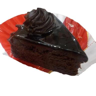 Triangle Shape Sweet and Delicious 100 Percent Purity Fresh Eggless Chocolate Pastry for Party