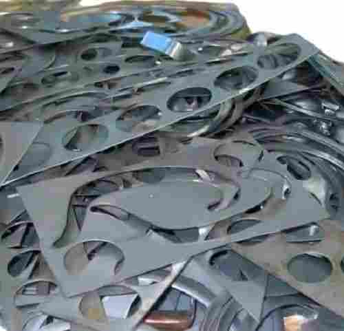 50 Kilogram 4mm Thick Industrial Grade Non Alloy Stainless Steel Scrap