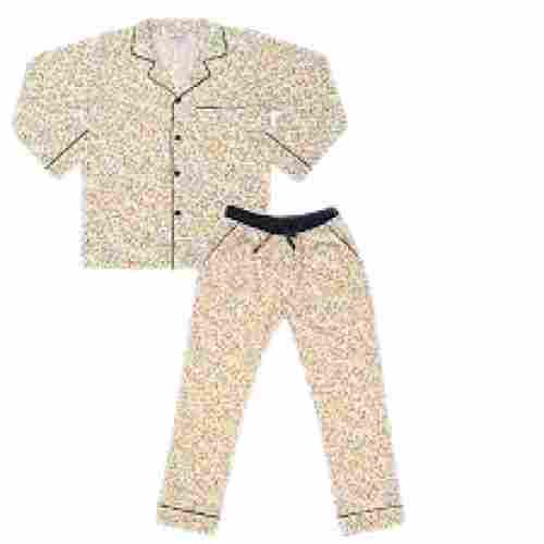 Girls Comfortable And Printed Pattern Full Sleeves Cotton Night Suits