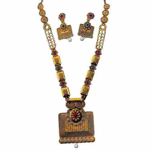 Fancy And Stylish Rajwadi Necklace For Ladies