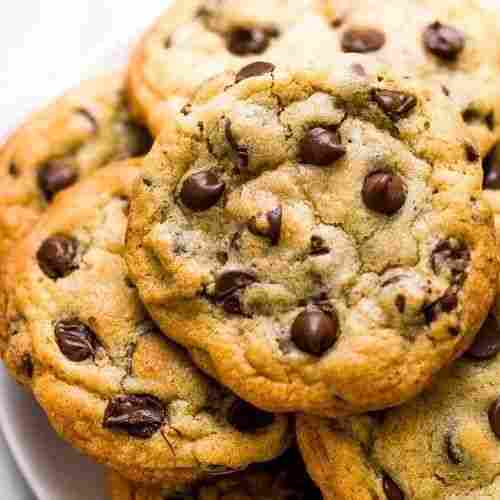 Sweet Tasty And Crunchy Round Milk Chocolate Chip Cookies