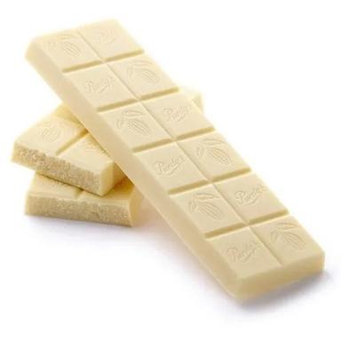Eggless Delicious And Sweet Taste Rectangular White Chocolate Bar Ingredients: Cocoa Mlik