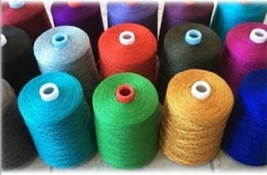 Light In Weight Plain Cotton Core Spun Yarn For Stitching
