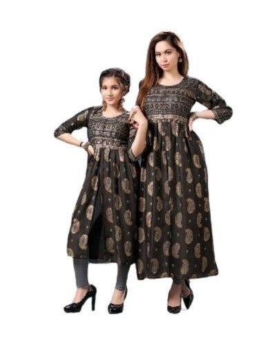 Comes In Various Colors Round Neck Printed Rayon Suits