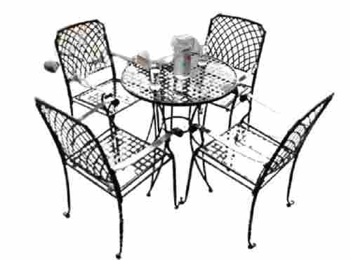 Indian Style Floor Mounted Corrosion Resistant Metal 4 Seater Dining Table Set 