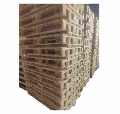 Brown Four Way Pine Wooden Pallets
