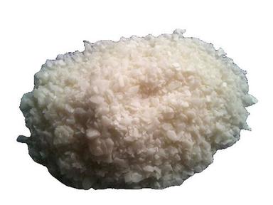 A Grade 100 Percent Purity Eco-Friendly White Softener Flake