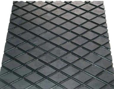 Oil Resistant And Superior Finishing Rubber Lagging Sheet