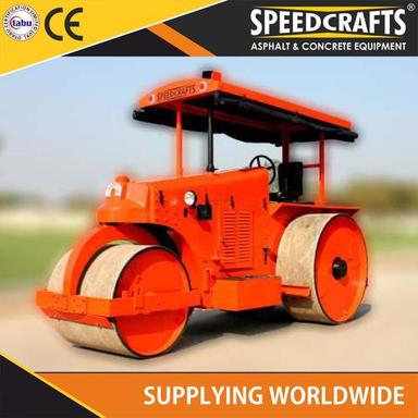 Yellow Smooth Wheeled Automatic Diesel Road Roller With 1 Year Warranty