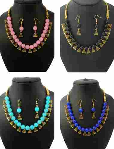 Glass Beads Necklace with Earrings