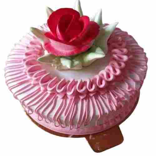 Tasty And Delicious Strawberry Flavored Eggless Cake For Birthdays With Safe Packaging