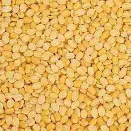 Oval Shaped Solid Dried Textured Organic And Healthful Yellow Moong Dal