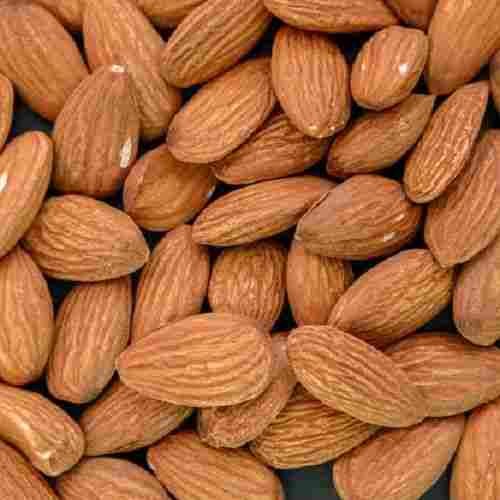 Pure Organic Dried American Almonds With Packaging Size Up To 25 Kg