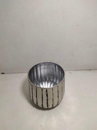  Iron Flower Vase Application: Industrial