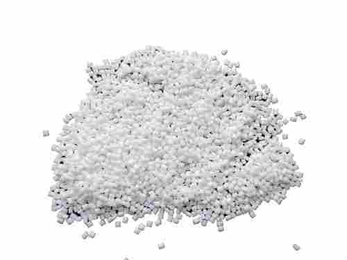 White Polybutylene Terephthalate Granules For Compounds Polyester Producer