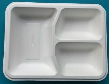 Biodegradable White Colored Compartment Trays Size: Various Sizes Are Available