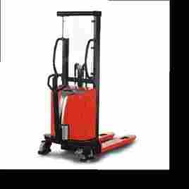Battery Operated Stacker 3