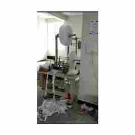 Table Top Semi Automatic Sanitary Making Machine Khm