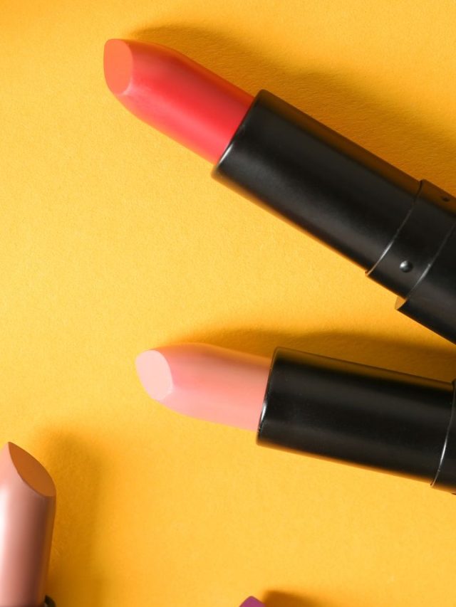 8 MustHave Lipstick Shades For The Festive Season 2023 Tradeindia