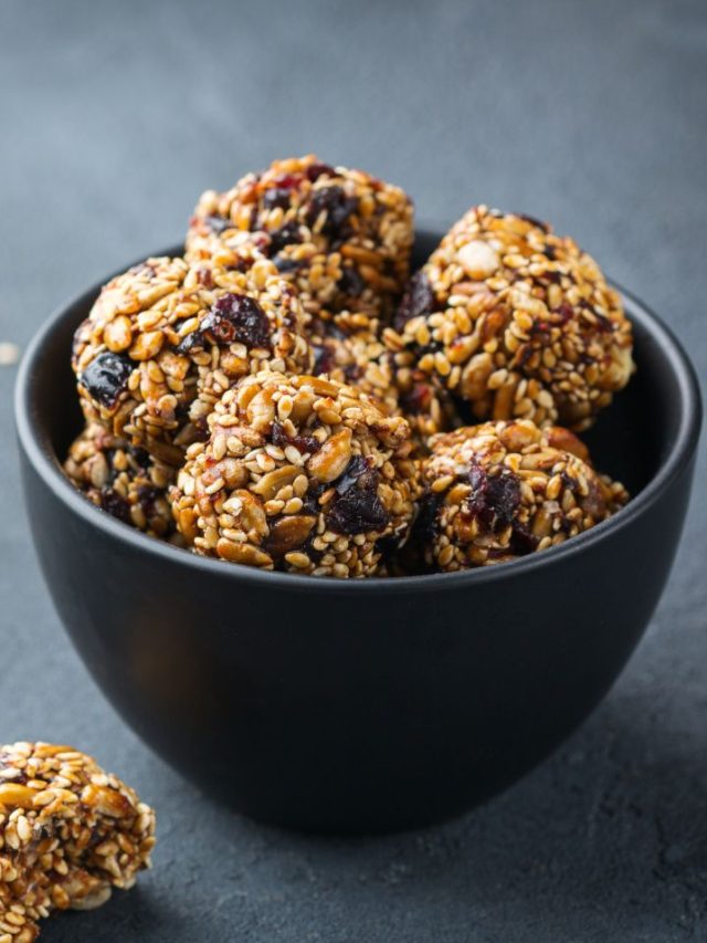 9 Delicious And Healthy Snacks For Your Office Breaks - Tradeindia