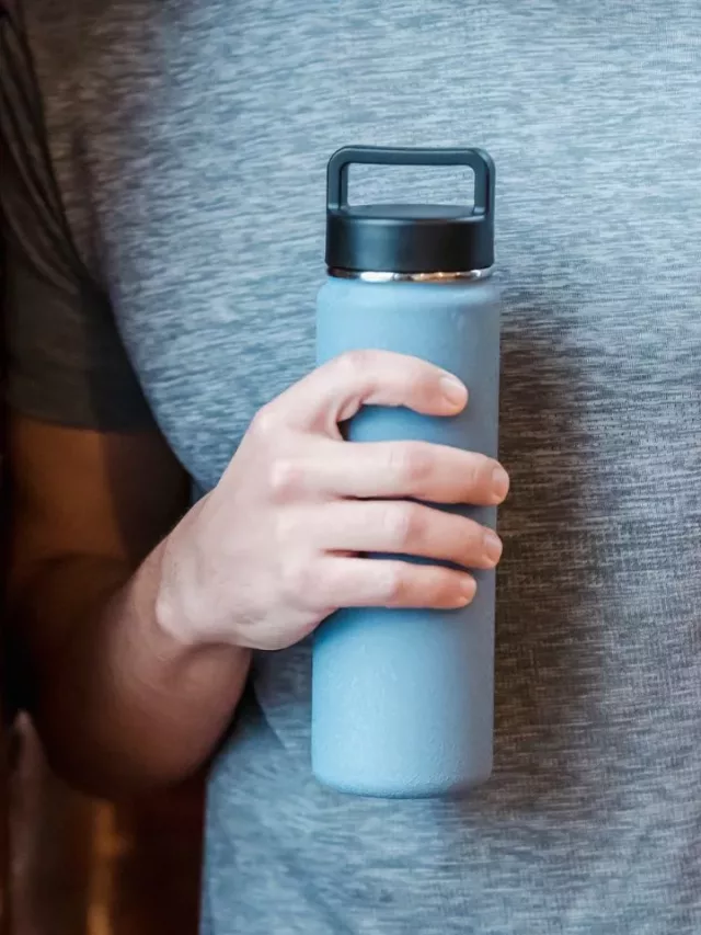 8 Best Water Bottles to Keep You Hydrated